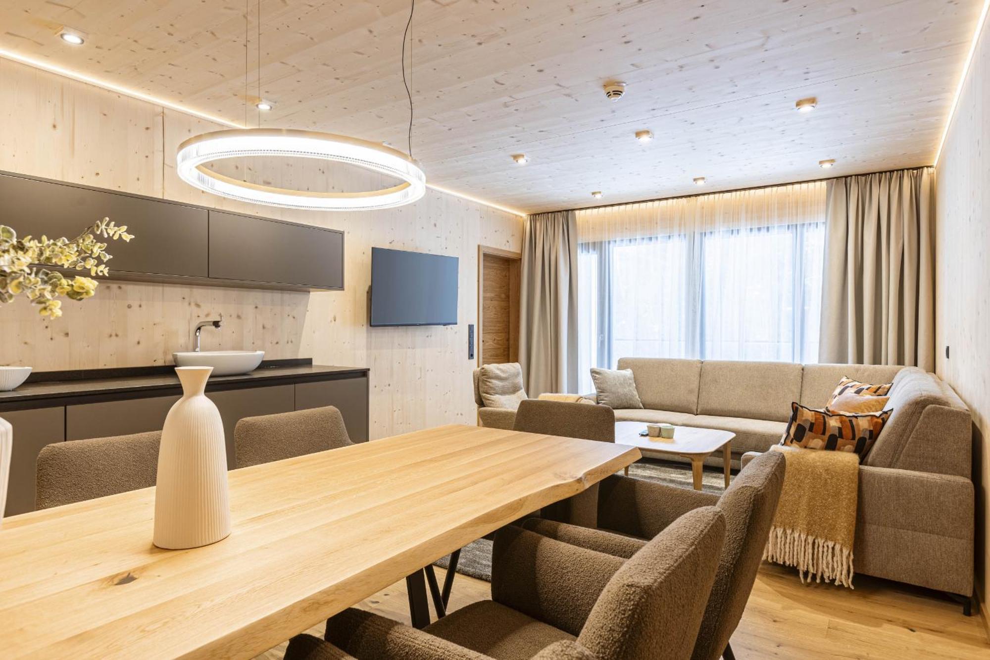 Saalbach Suites By Alps Resorts エクステリア 写真