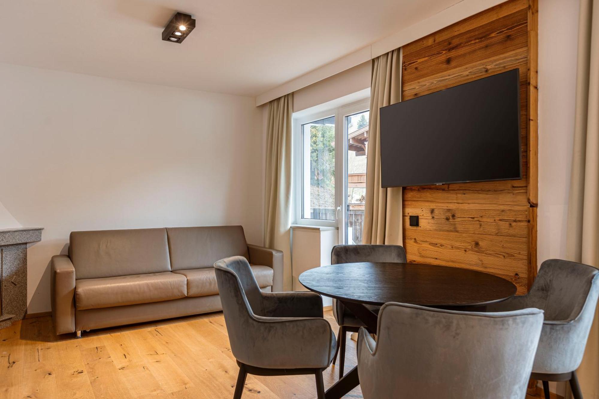 Saalbach Suites By Alps Resorts エクステリア 写真