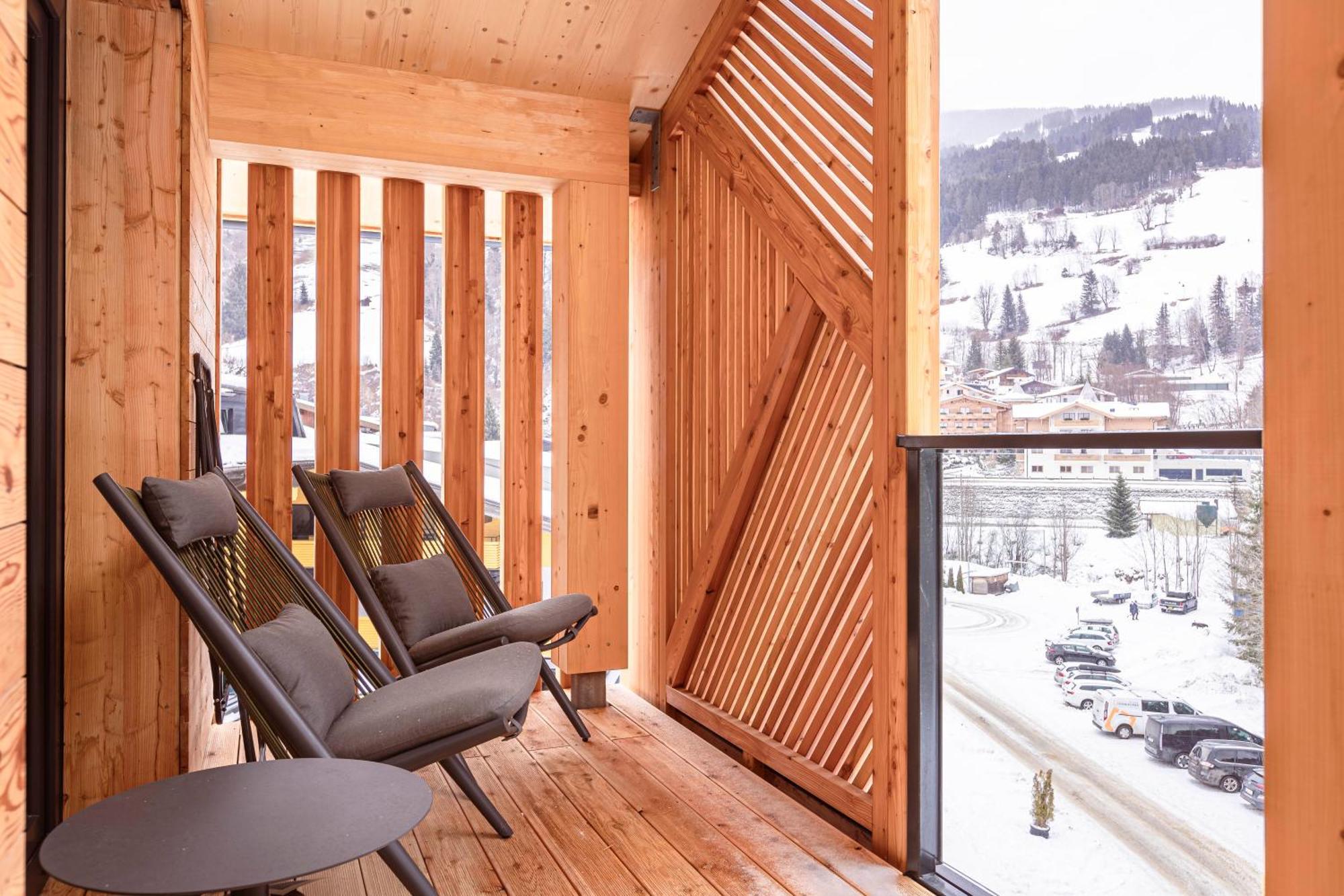 Saalbach Suites By Alps Resorts エクステリア 写真