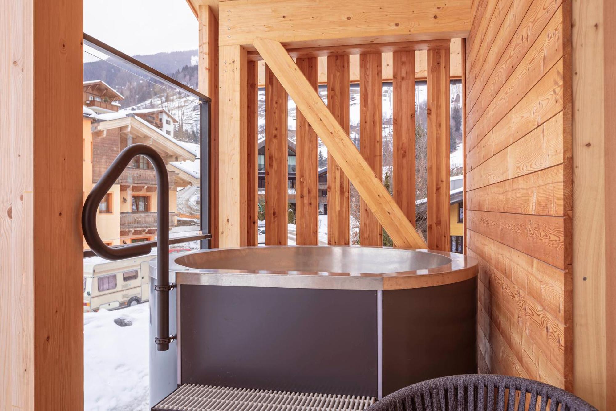 Saalbach Suites By Alps Resorts エクステリア 写真